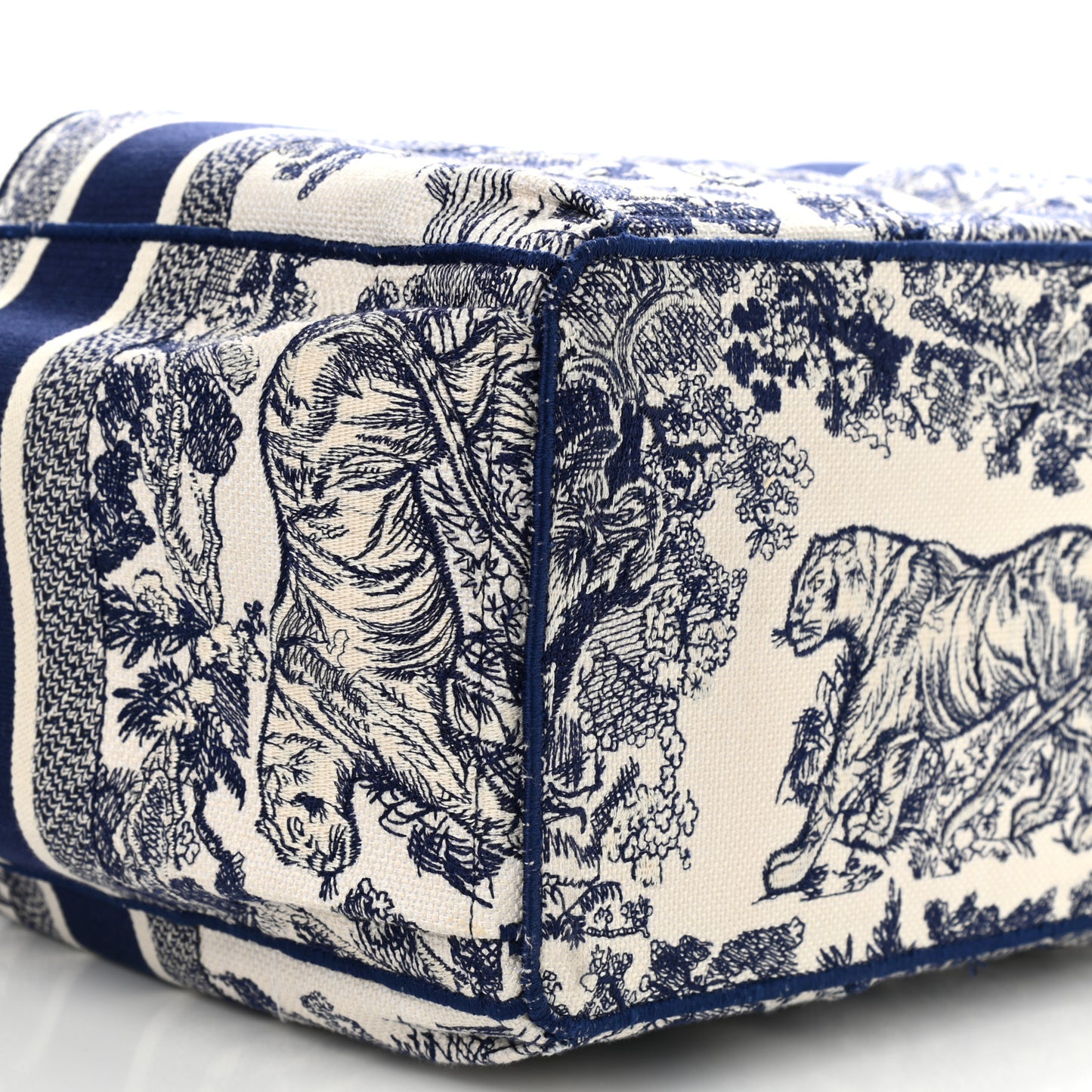 Canvas Embroidered Toile De Jouy Catherine Tote Blue