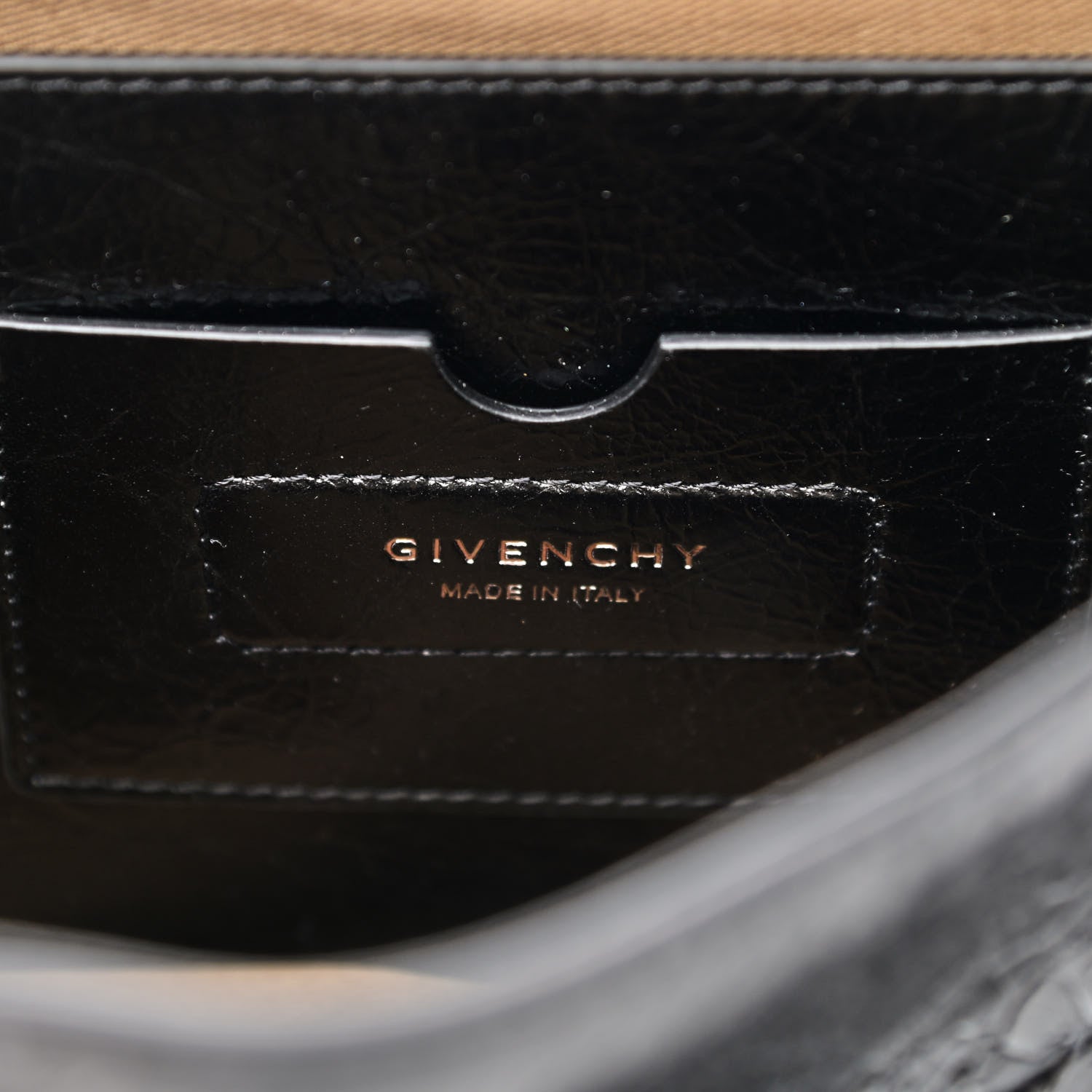 Givenchy Creased Patent Calfskin Medium ID Flap Black 6 of 10