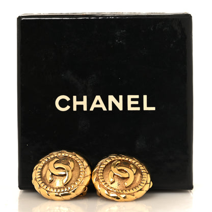 Chanel Round CC Clip On Earrings Gold 5 of 5