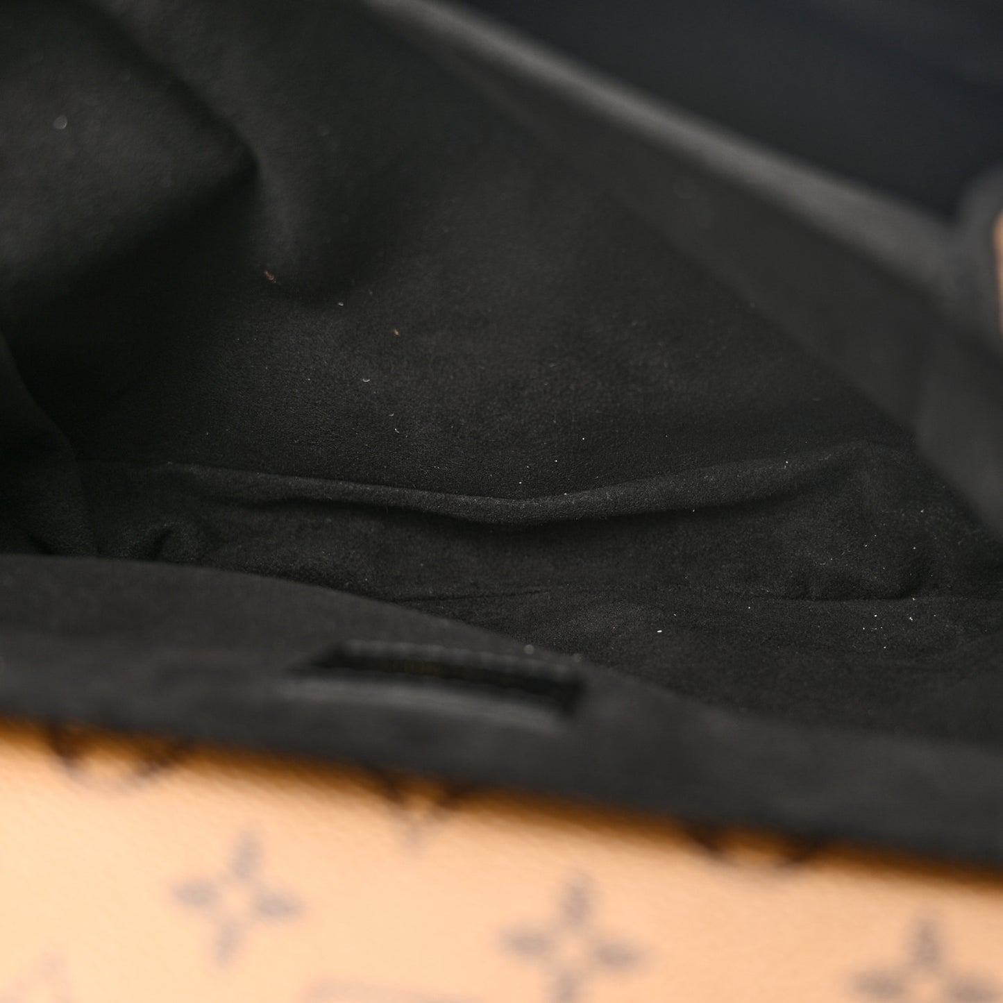 Reverse Monogram Pochette Metis
