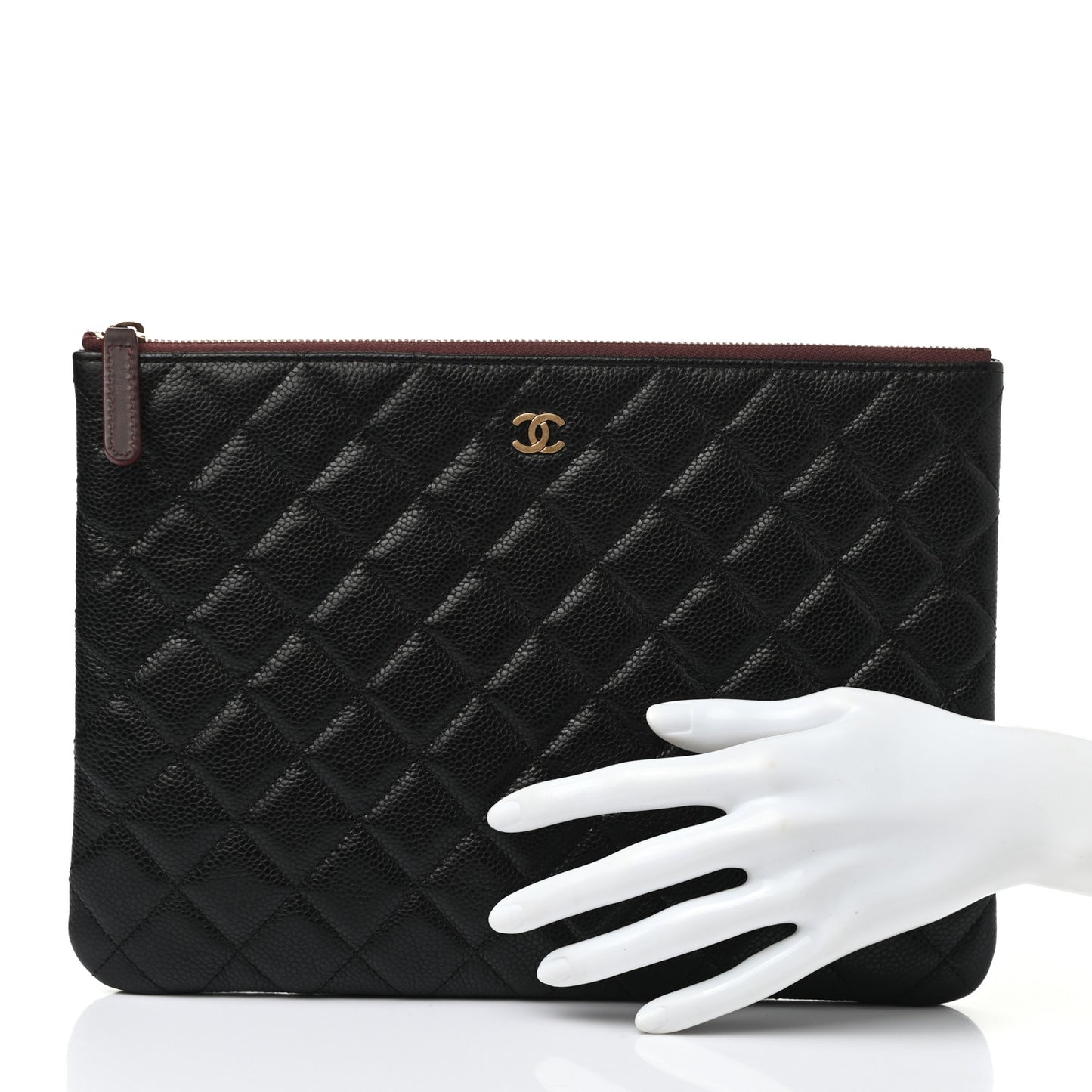 Caviar Quilted Medium Cosmetic Case Black