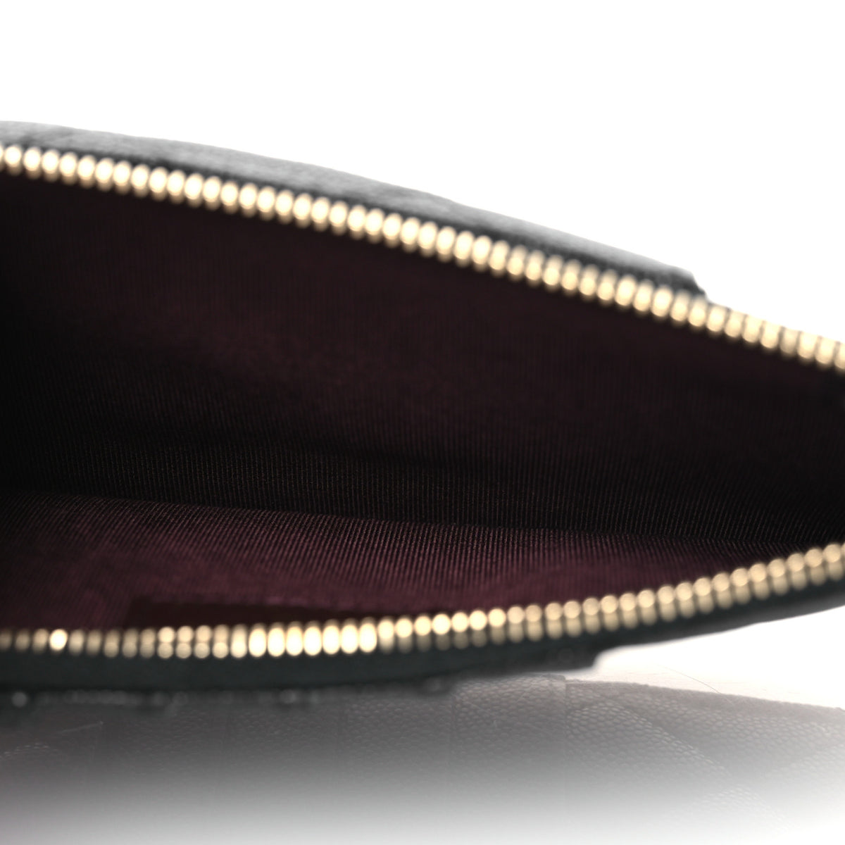 Caviar Quilted Classic iPhone Pouch Black