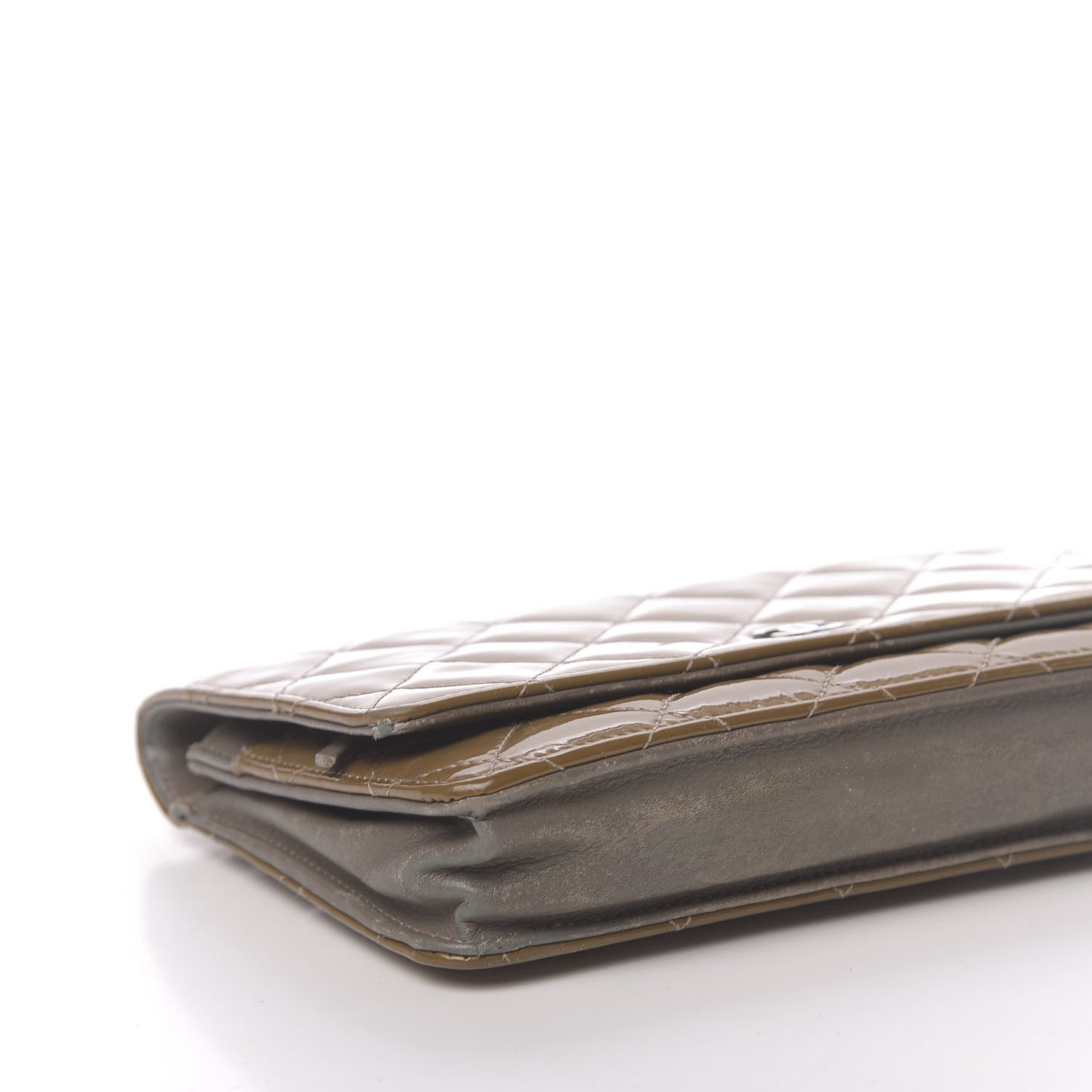 Patent Quilted Wallet On Chain WOC Brown