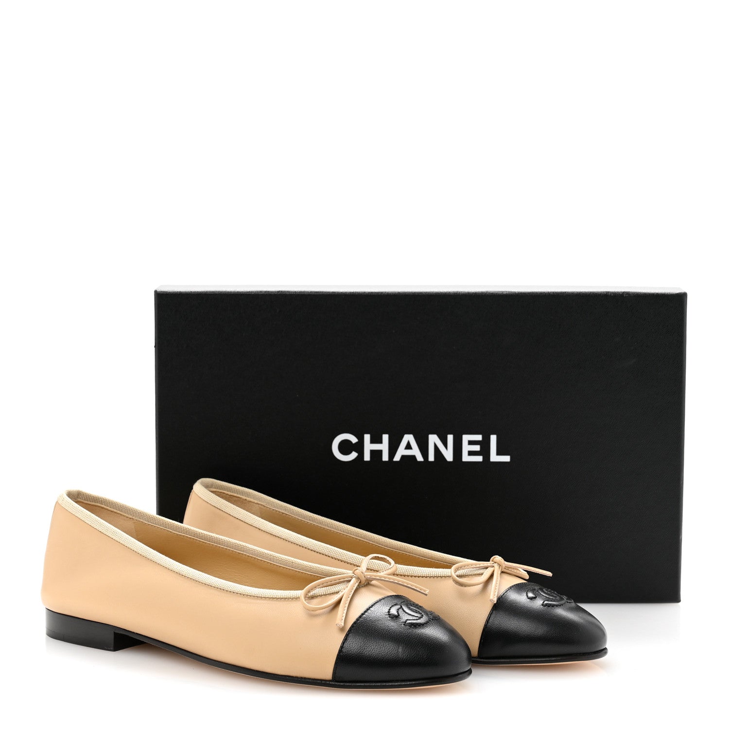 Chanel Lambskin Cap Toe CC Ballerina Flats 38 Beige Black 10 of 10
