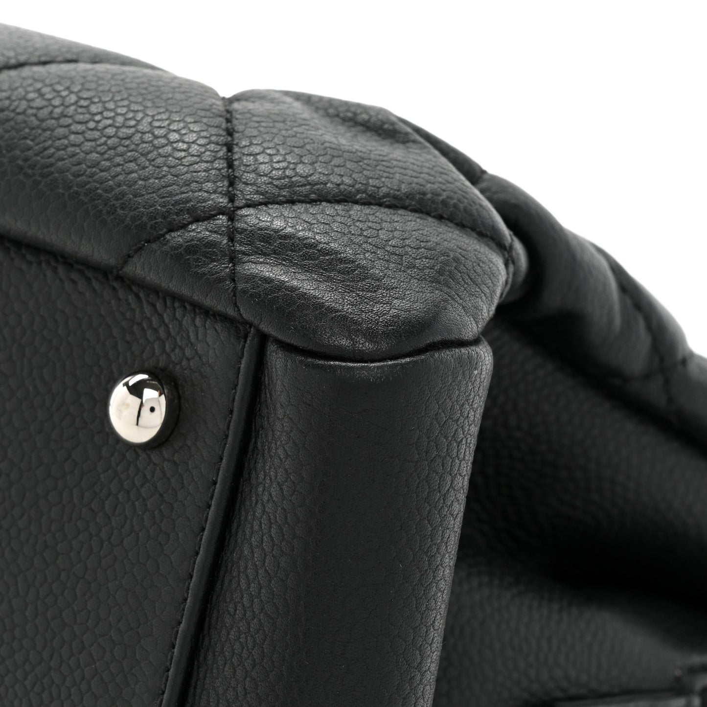 Caviar Quilted Timeless CC Shopping Tote Black