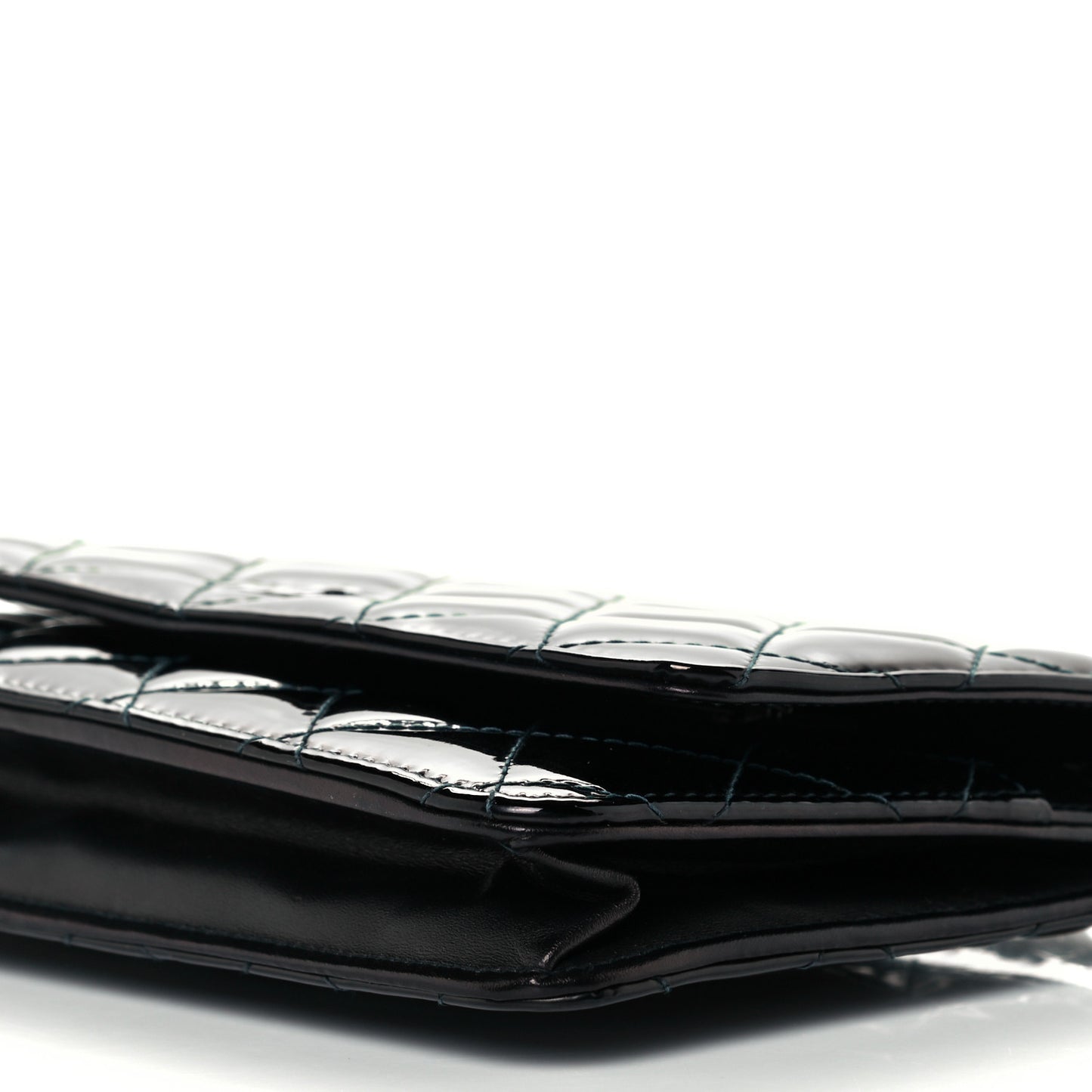 Patent Quilted Wallet On Chain WOC Navy