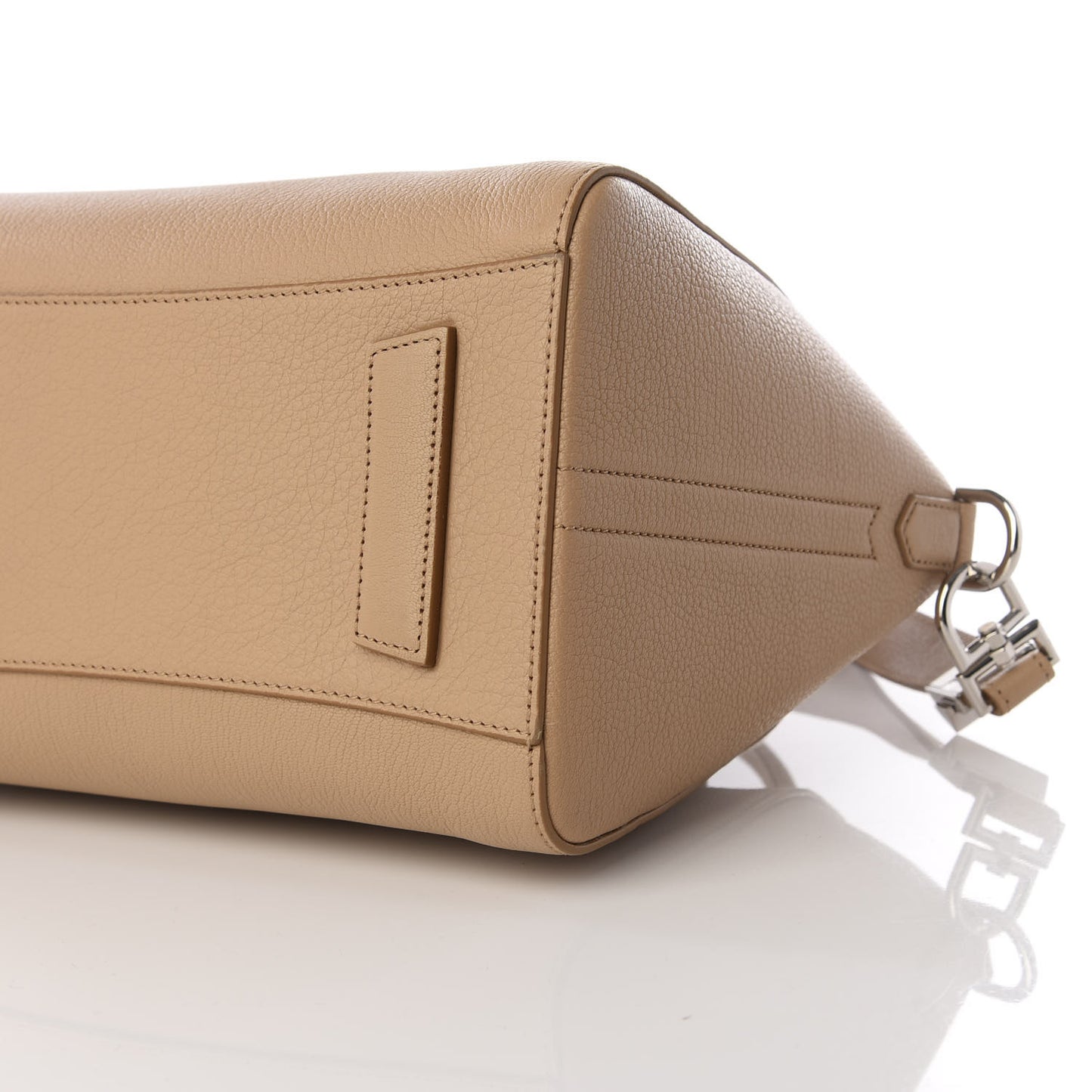 Sugar Goatskin Small Antigona Light Beige