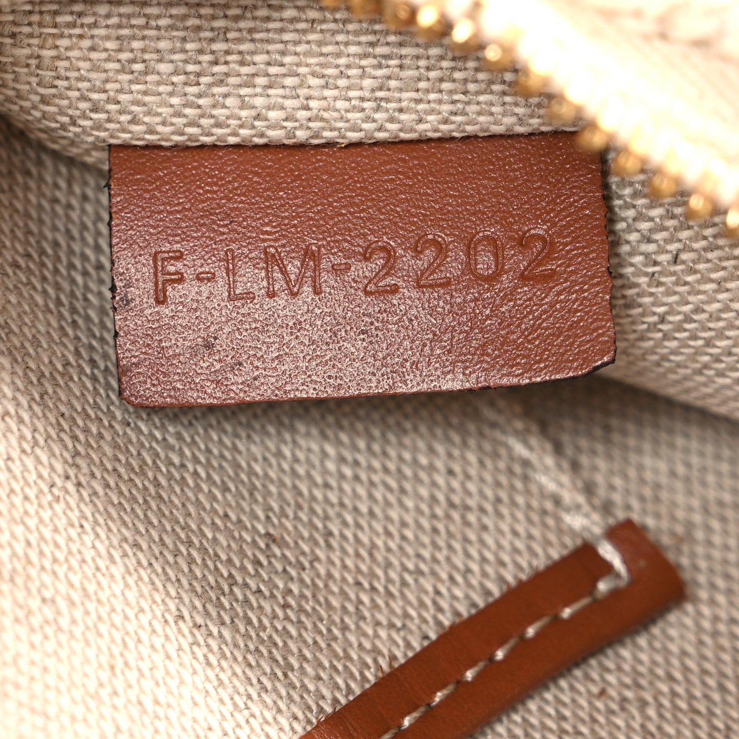 Textile Medium Ava Shoulder Bag White Black