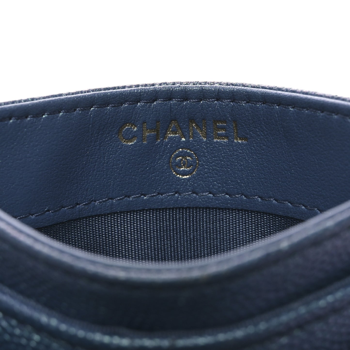 Iridescent Caviar Quilted Card Holder Blue Fonce