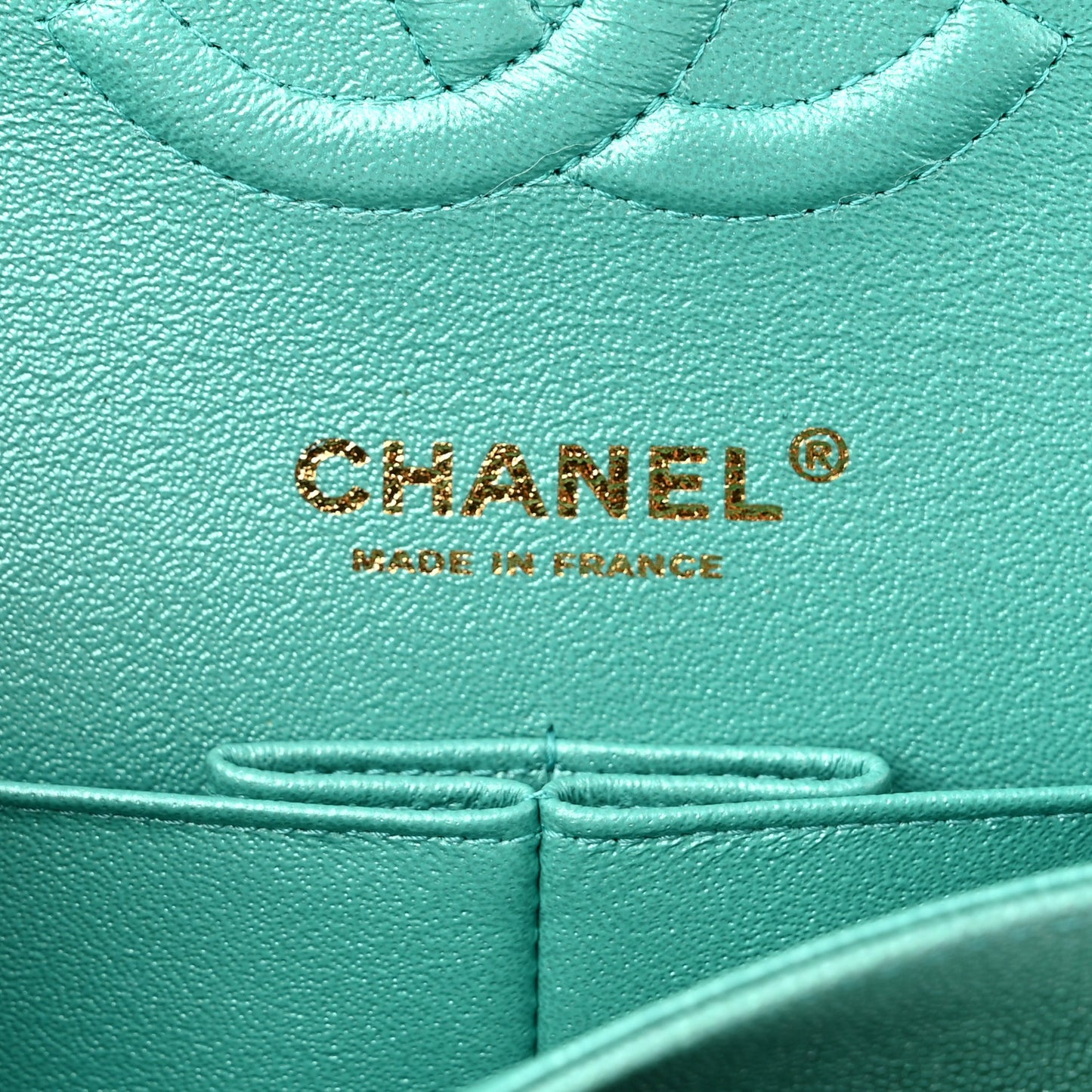 Iridescent Caviar Quilted Medium Double Flap Green