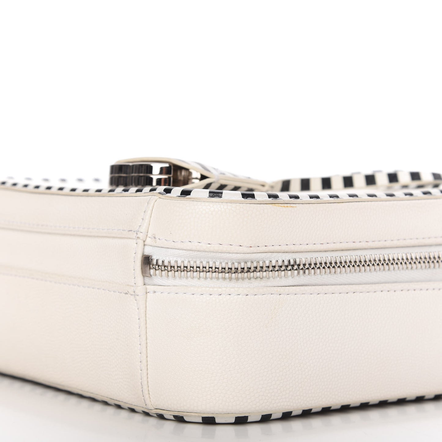 Caviar Quilted Striped Medium CC Filigree Vanity Case White Black