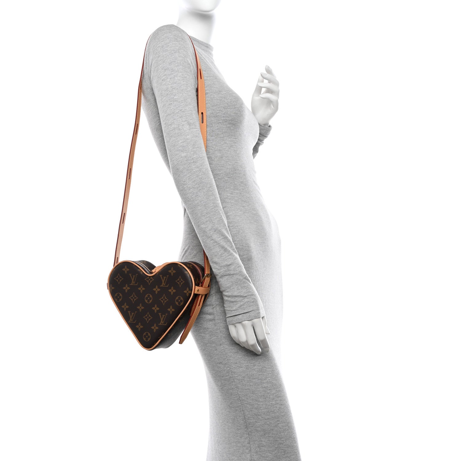 Louis Vuitton Monogram Game On Coeur 2 of 10