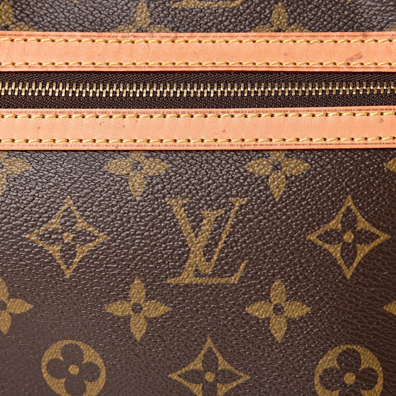 Louis Vuitton Monogram Bosphore PM Messenger 11 of 17