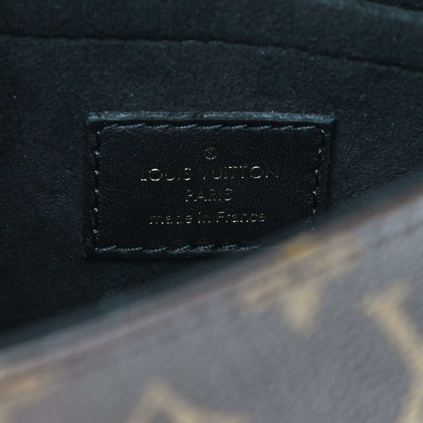 Monogram Locky BB Black