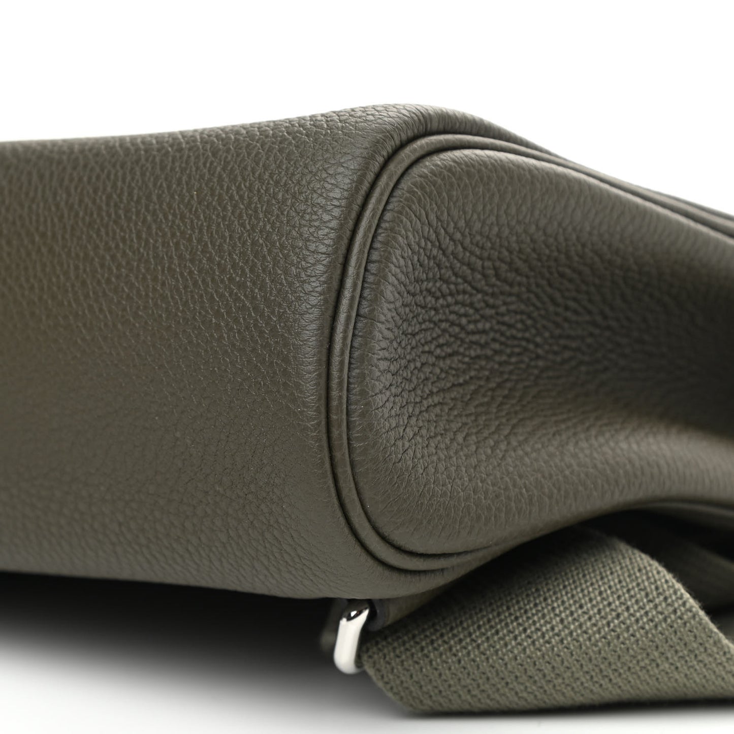 Togo Hac a Dos PM Backpack Vert De Gris