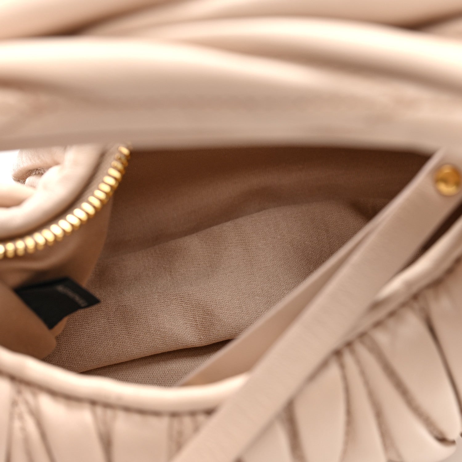 Miu Miu Velluto Froisse Matelasse Mini Wander Hobo Granito Cipria 5 of 9