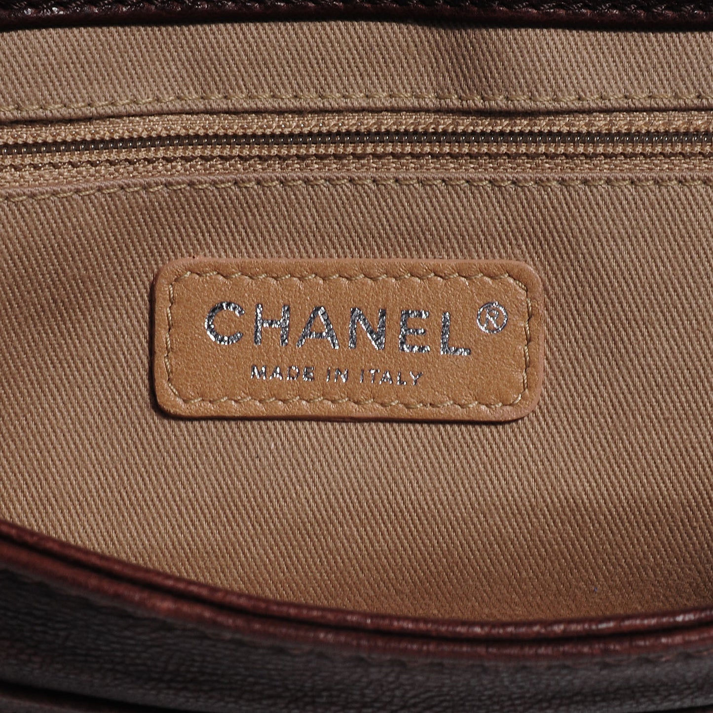 Calfskin Diamond Stitch Large Messenger Brown