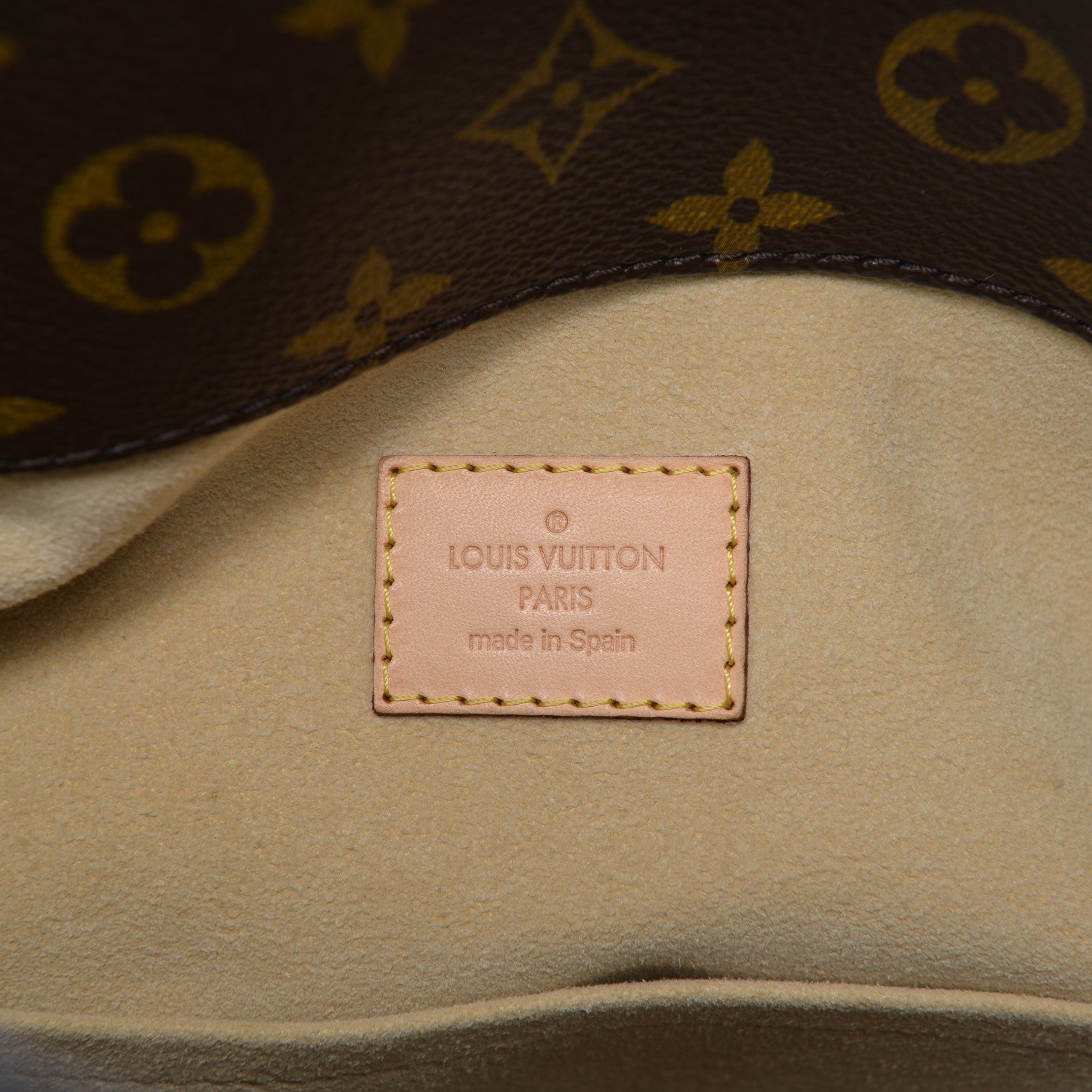 Louis Vuitton Monogram Artsy MM 6 of 7