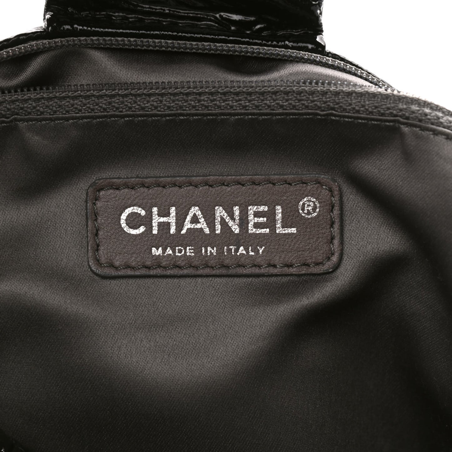 Vinyl Graphic Edge Accordion Flap Black