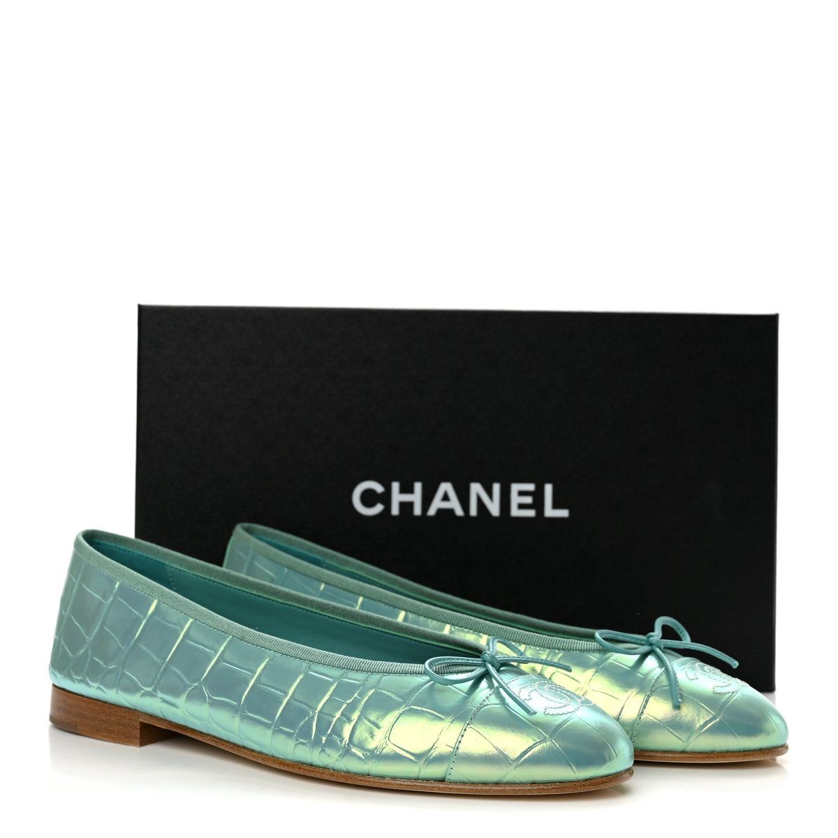 Chanel Iridescent Calfskin Crocodile Embossed Ballerina Flats 38.5 Green 10 of 10