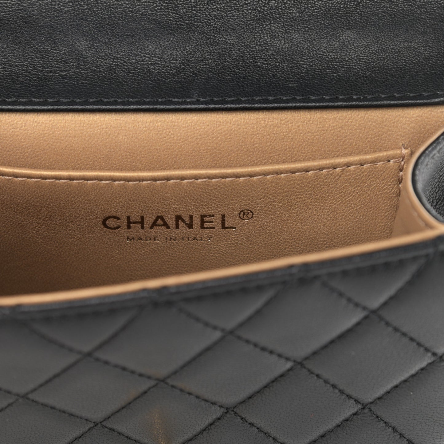 Goatskin Quilted Chic Pearls Flap Black