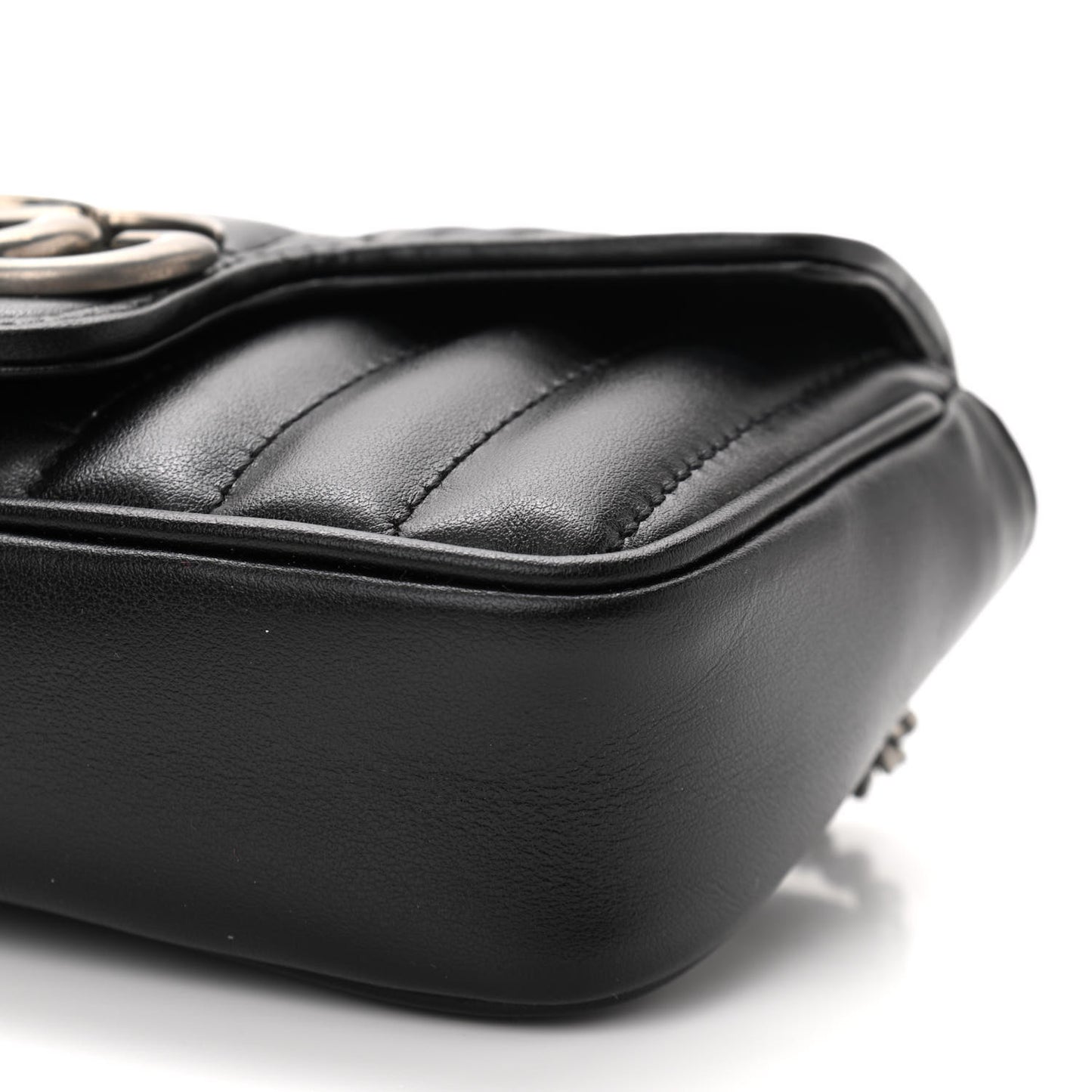 Calfskin Matelasse Aria Super Mini GG Marmont Shoulder Bag Black