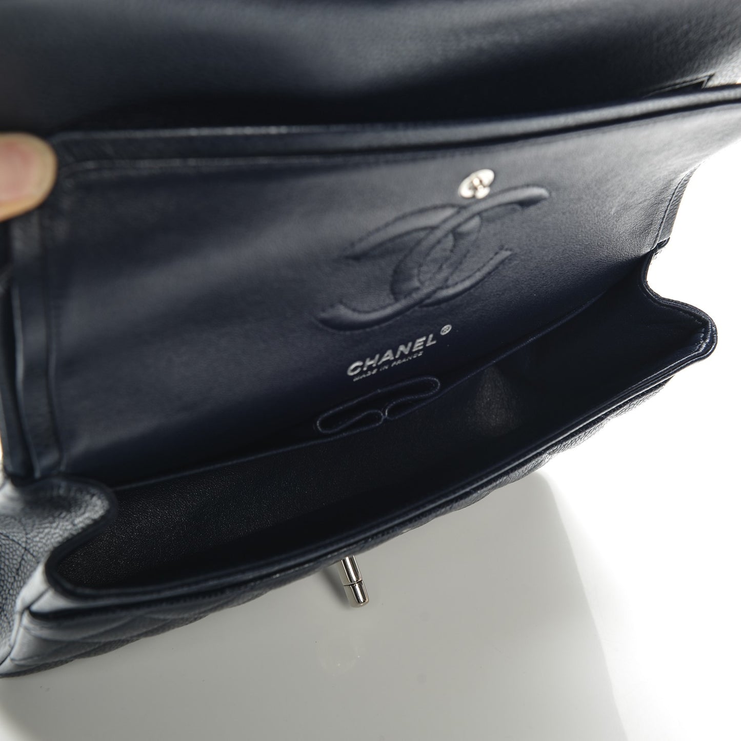 Caviar Quilted Medium Double Flap Navy