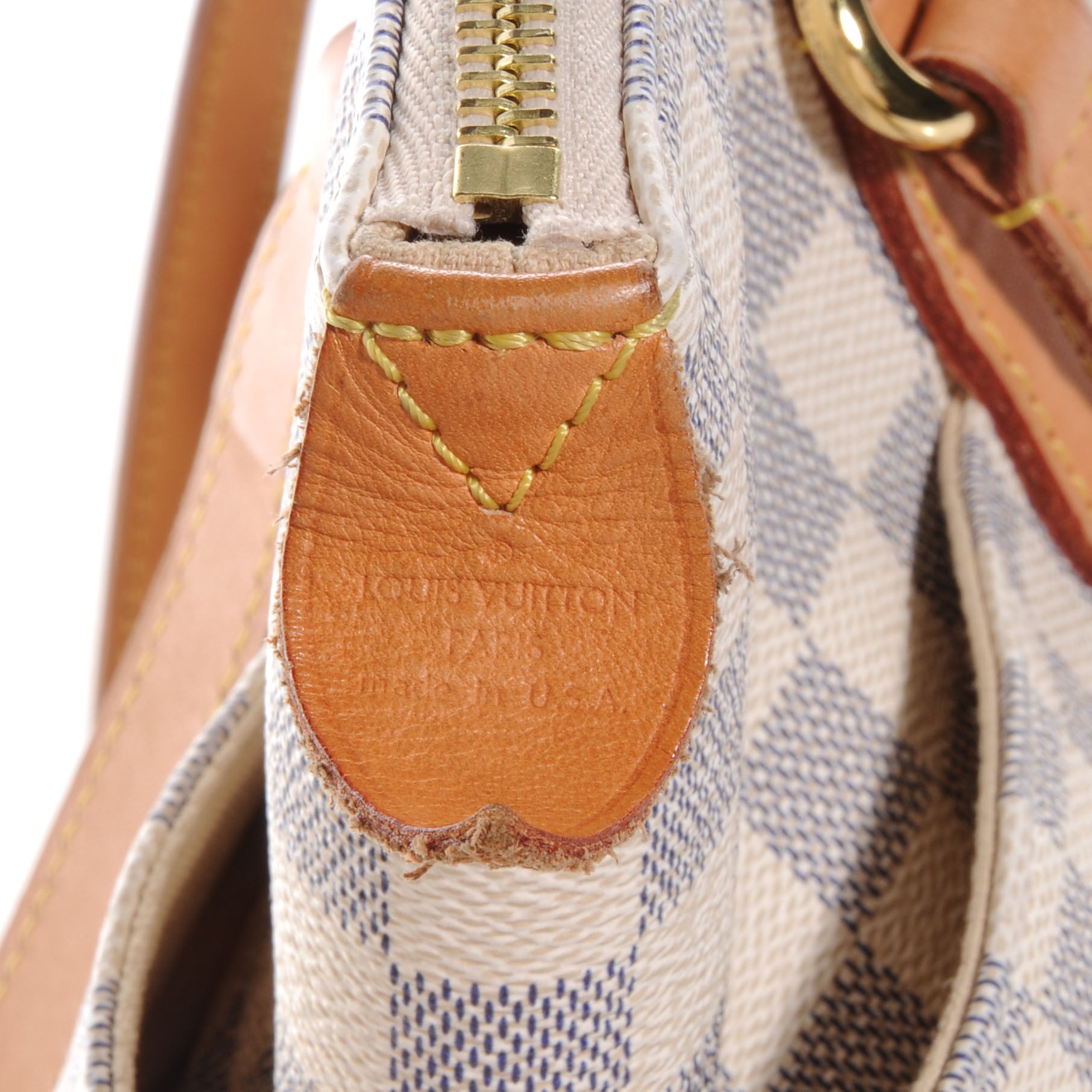 Louis Vuitton Damier Azur Totally MM 6 of 8