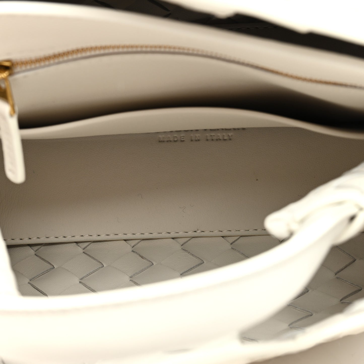 Nappa Intrecciato Small Andiamo Shoulder Bag White