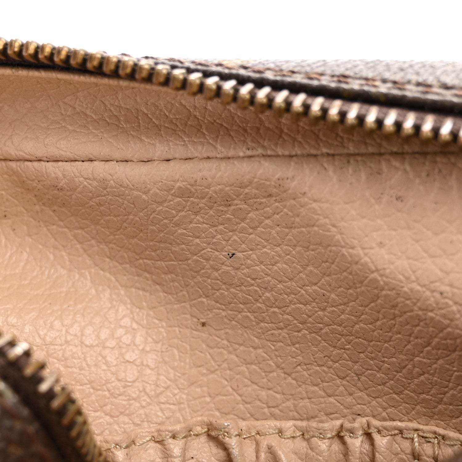 Louis Vuitton Monogram Trousse Toilette 19 11 of 12