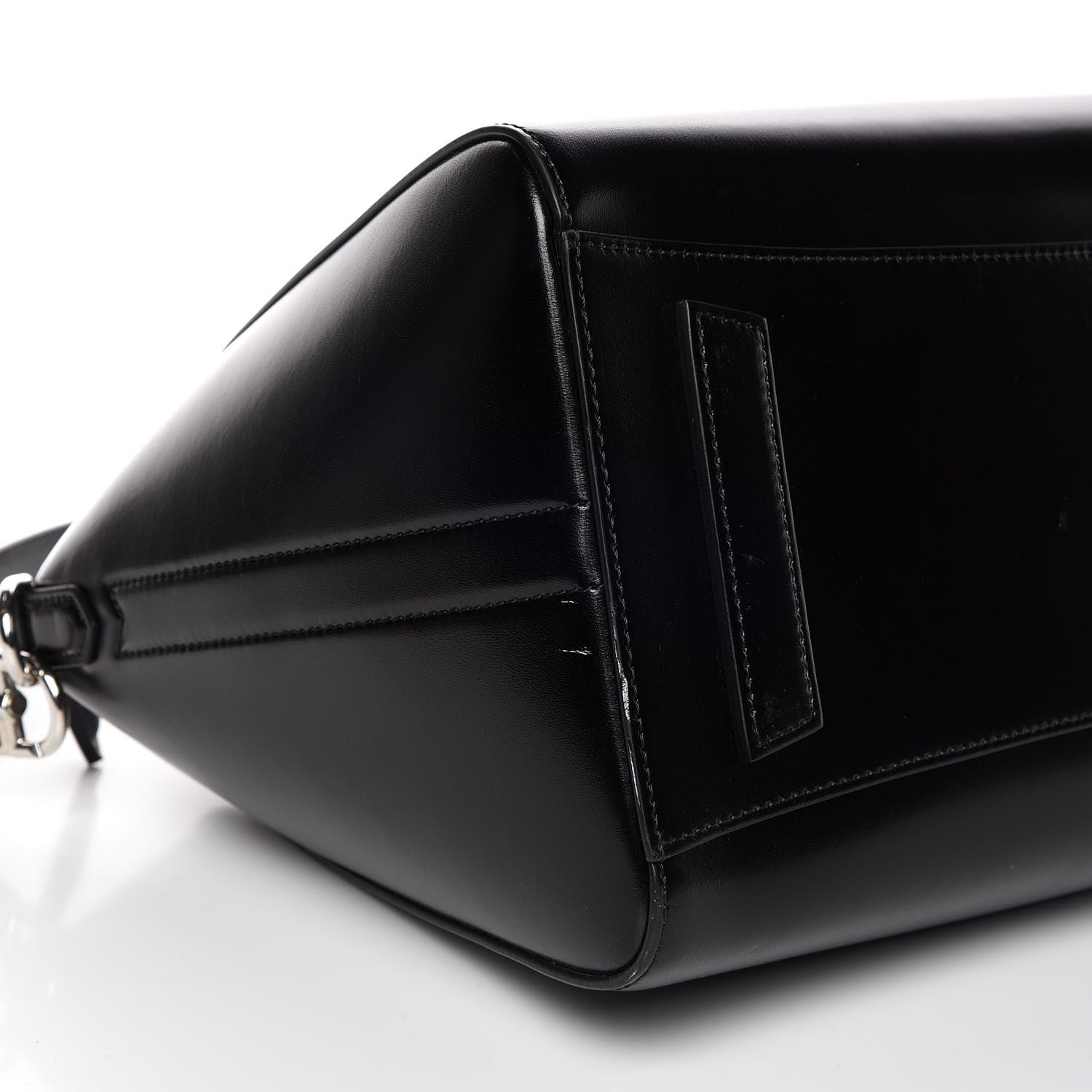 Givenchy Shiny Lord Calfskin Medium Antigona Black 5 of 10