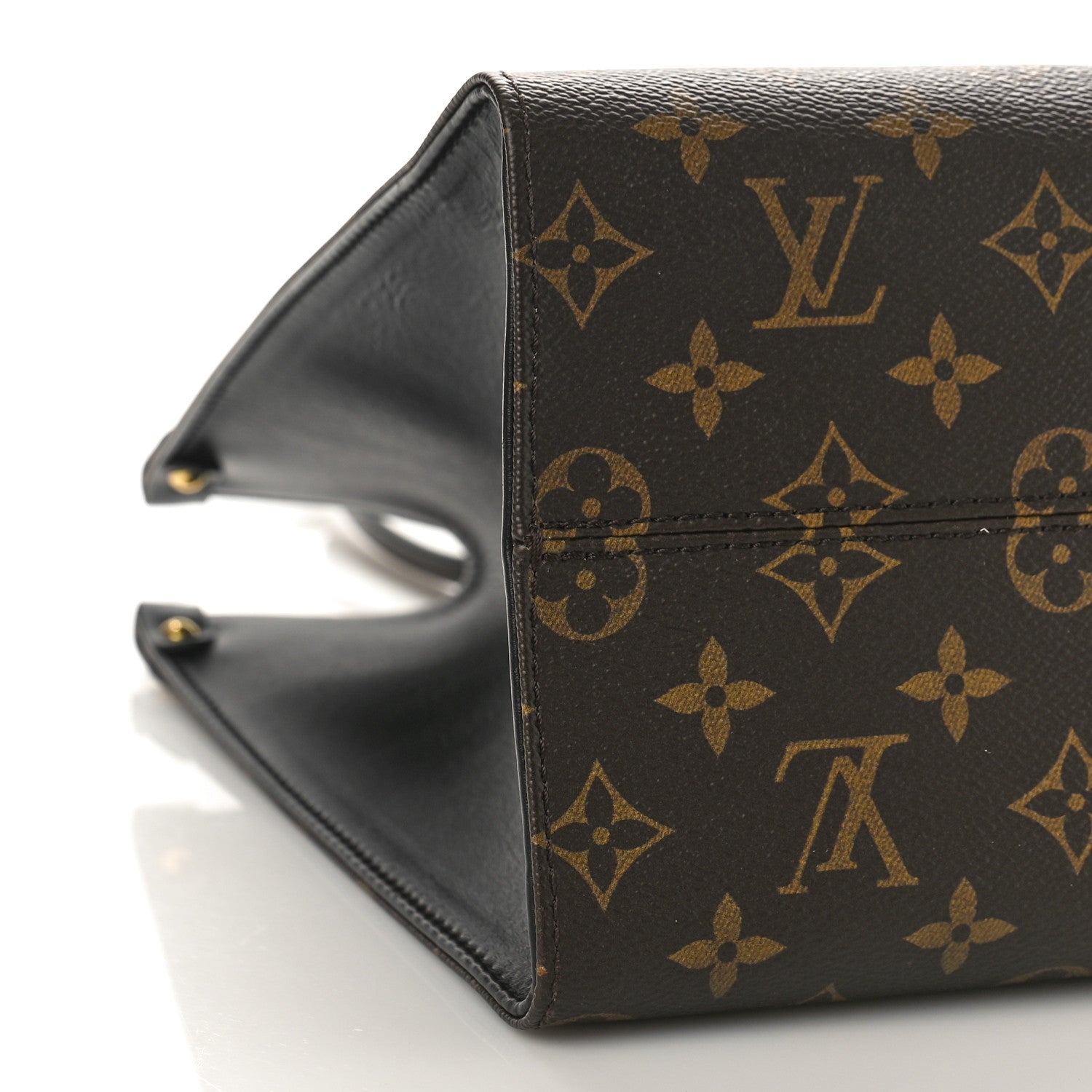 Louis Vuitton Monogram Fall In Love Onthego MM 7 of 8