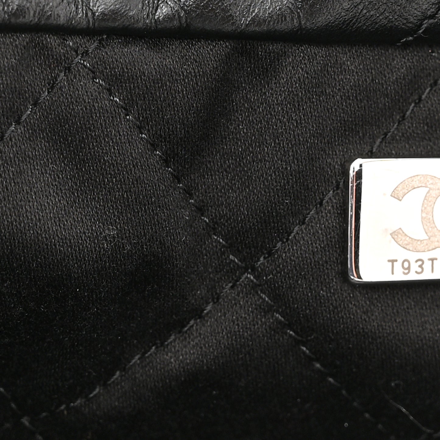 Shiny Calfskin Quilted Chanel 22 So Black