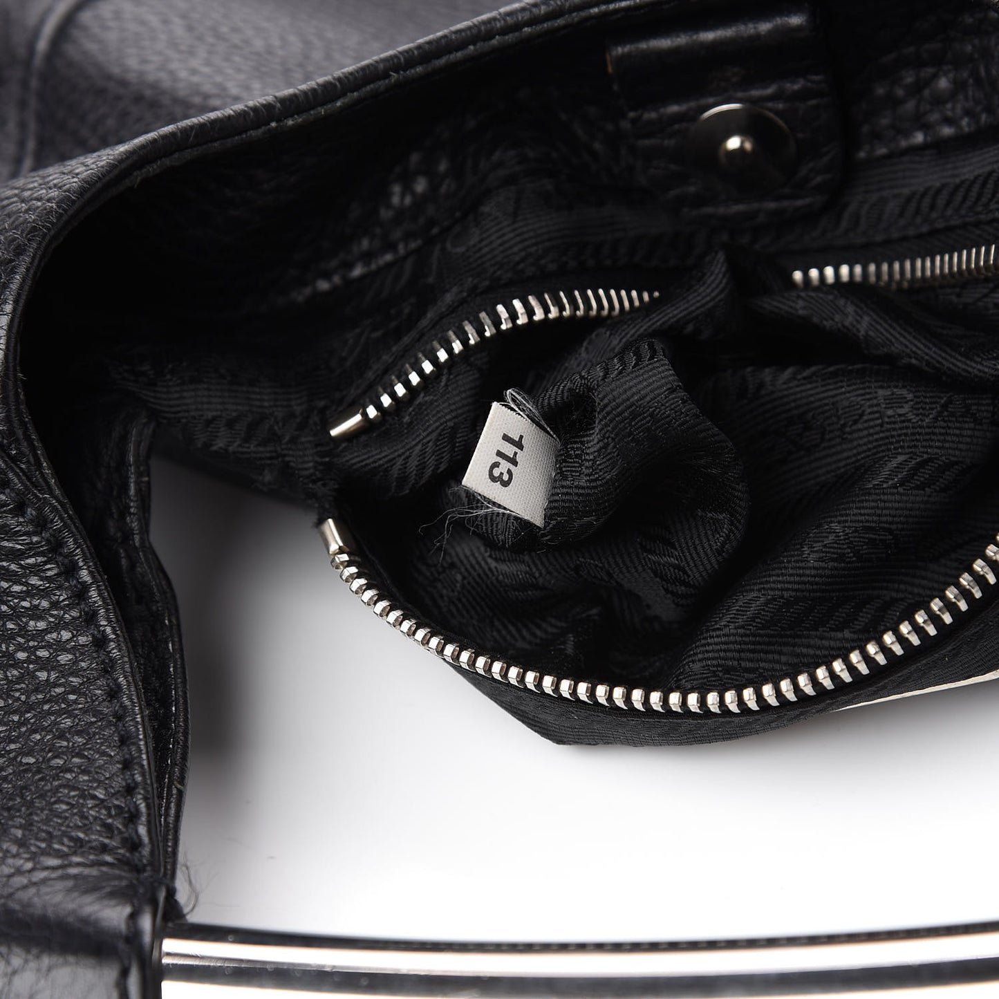 Vitello Daino Metal Bar Top Handle Shoulder Bag Black