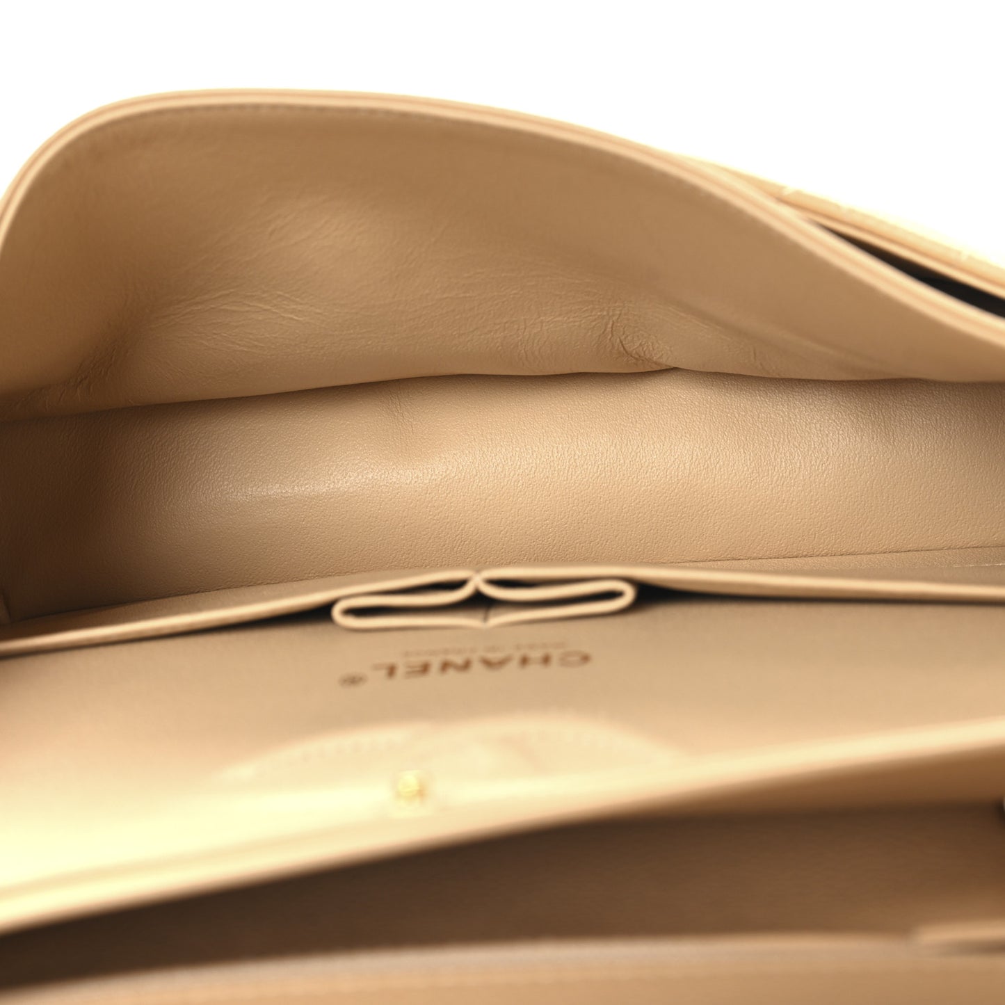 Caviar Quilted Medium Double Flap Beige