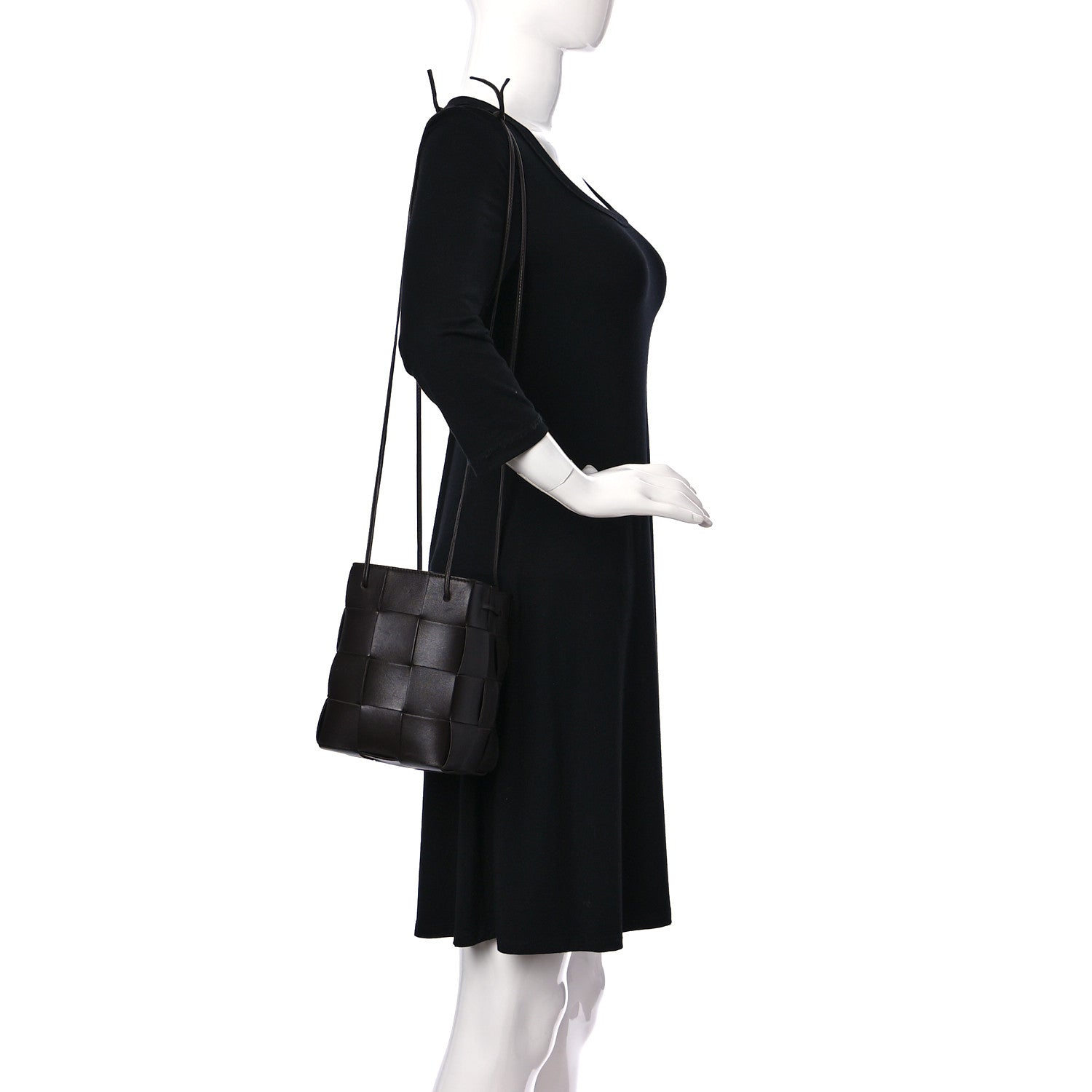 Bottega Veneta Nappa Maxi Intrecciato Cassette Bucket Bag Fondant 2 of 14