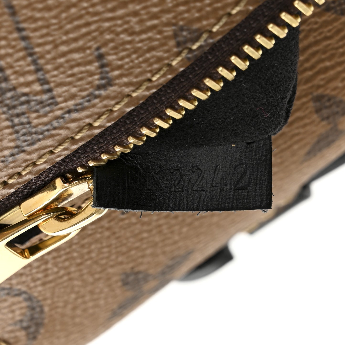 Reverse Monogram Pochette Metis