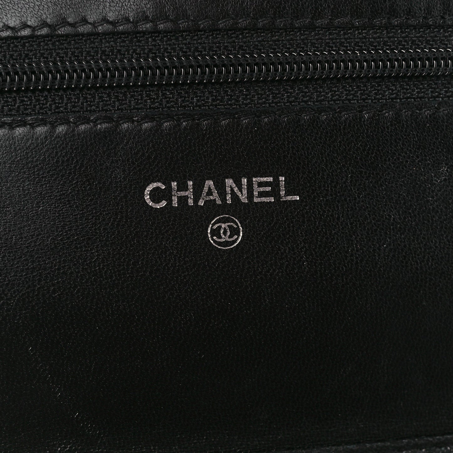Lambskin Quilted Wallet On Chain WOC Black