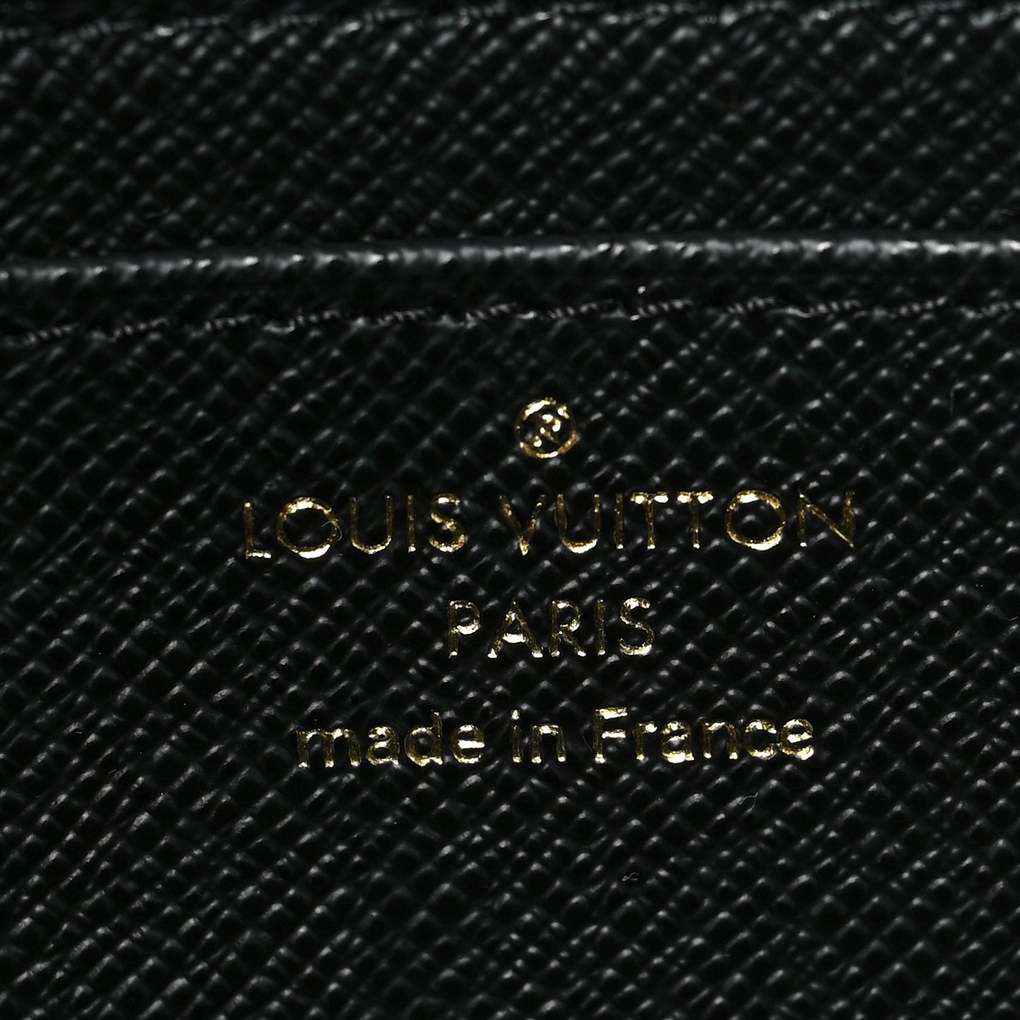 Epi Twist Wallet Black