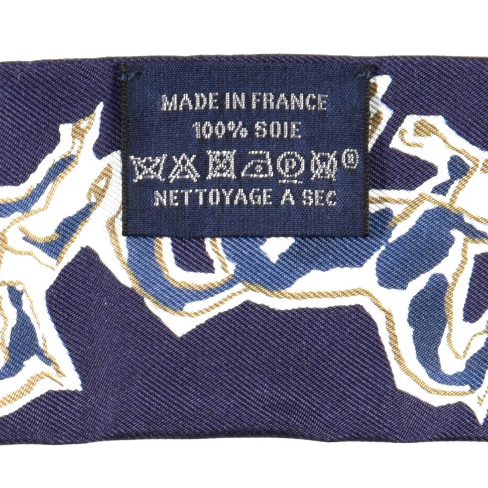 Silk Chevaux En Liberte Twilly Marine Indigo Blanc