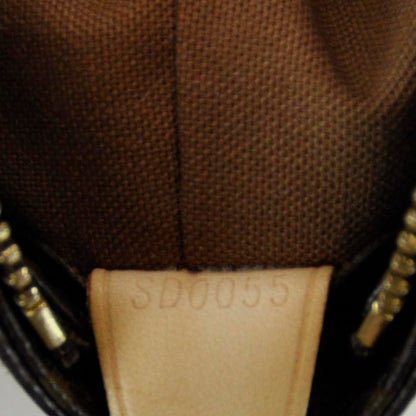 Louis Vuitton Monogram Cabas Mezzo 9 of 9