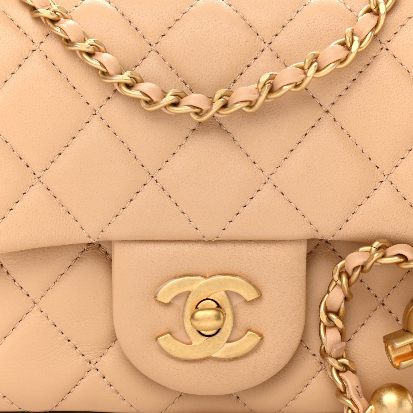Lambskin Quilted Mini Pearl Crush Flap Beige