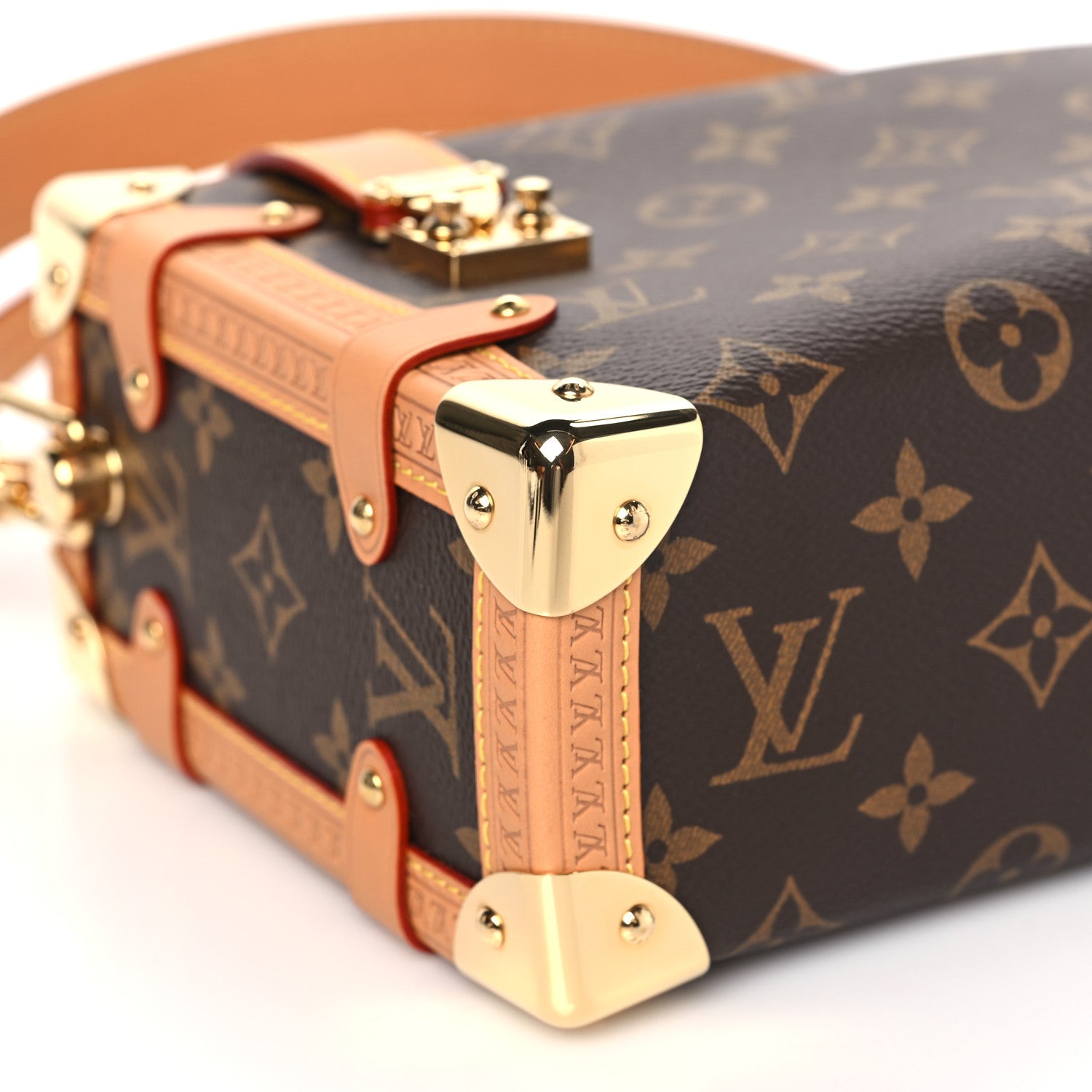 Louis Vuitton Monogram Side Trunk 7 of 9
