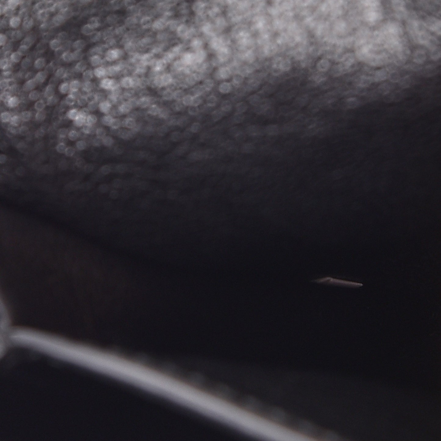 City Calf Saffiano Cahier Bag Viola Black