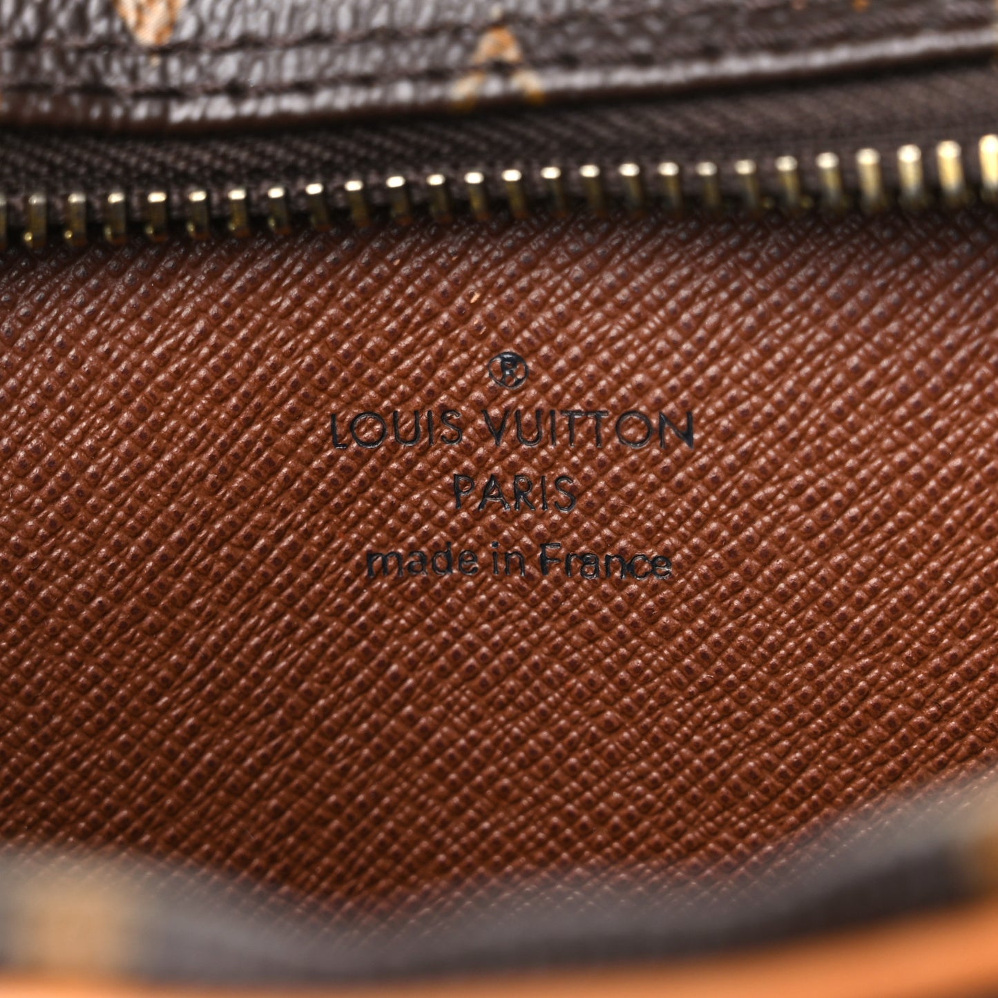 Monogram Amazone