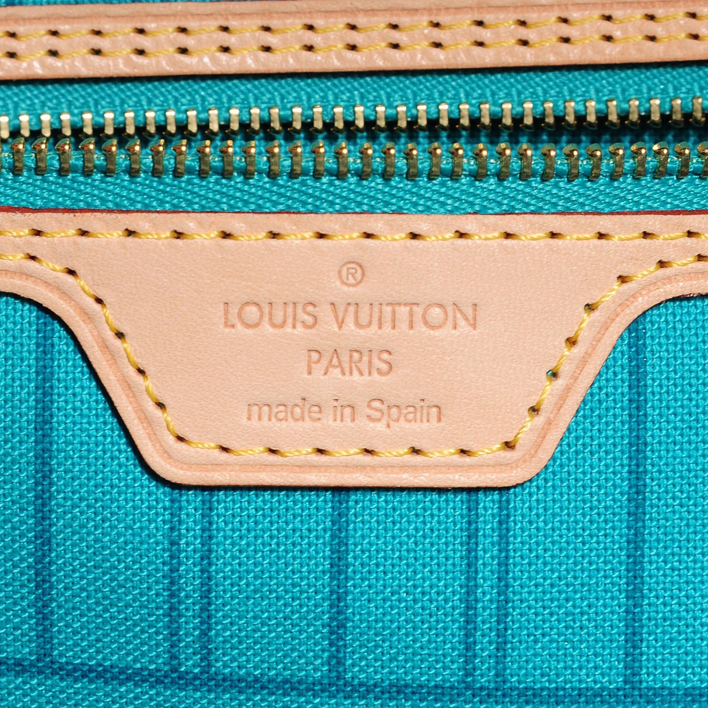 Monogram V Neverfull MM Turquoise