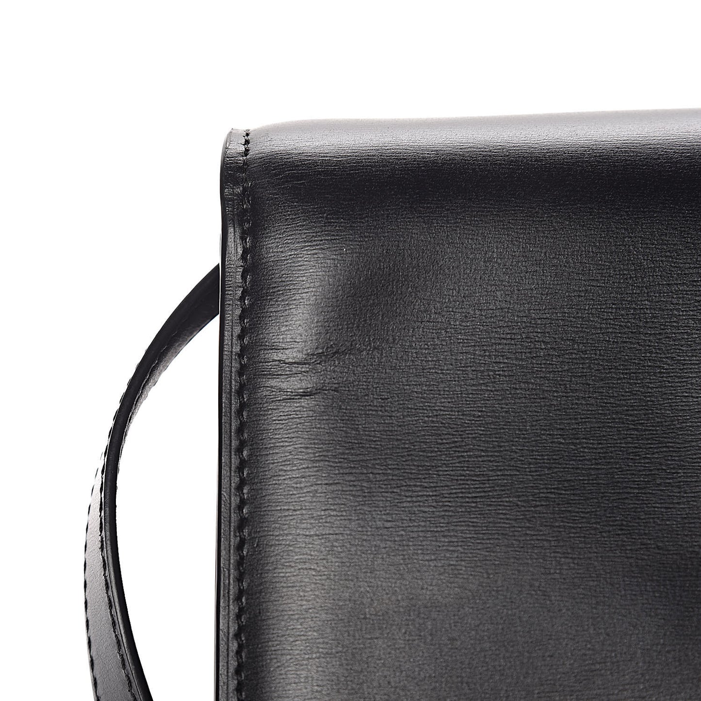 Box Calfskin Medium Classic Box Flap Bag Black