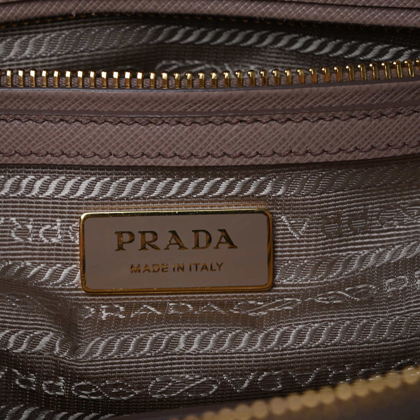 Saffiano Lux Galleria Front Pocket Tote Cipria