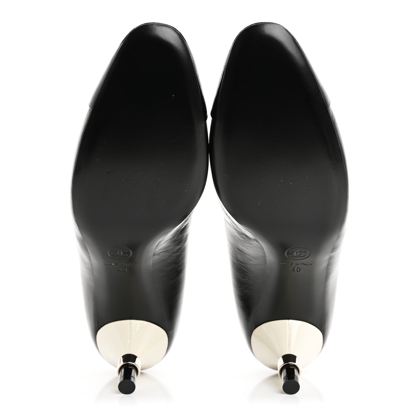 Calfskin Patent Cap Toe CC Pumps 40 Black White