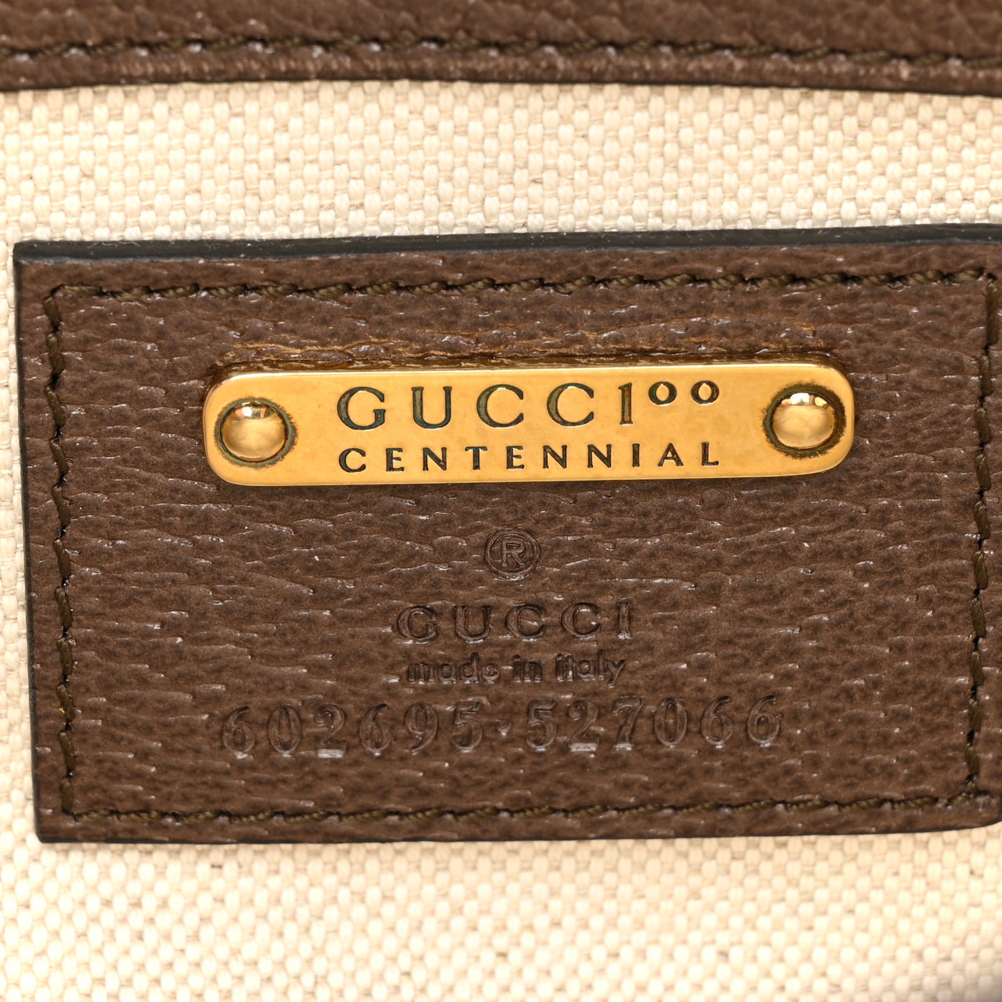 Textured Dollar Calfskin Gucci 100 Aria Belt Bag 90 36 New Acero Multicolor